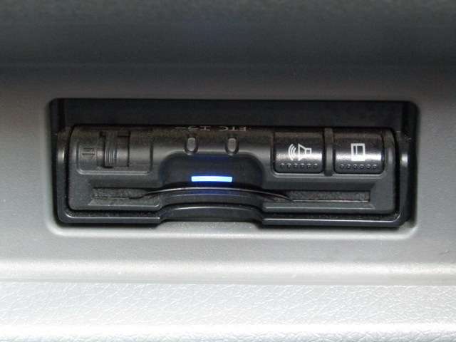 U00048259672_15_003.jpg