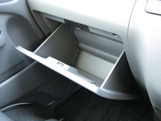U00048259672_56_003.jpg