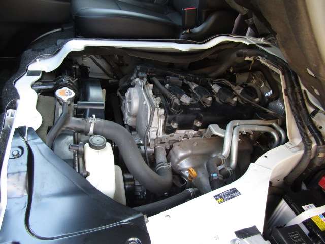 U00048259672_75_003.jpg