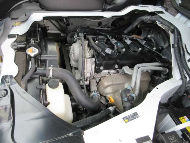 U00048439210_30_001.jpg