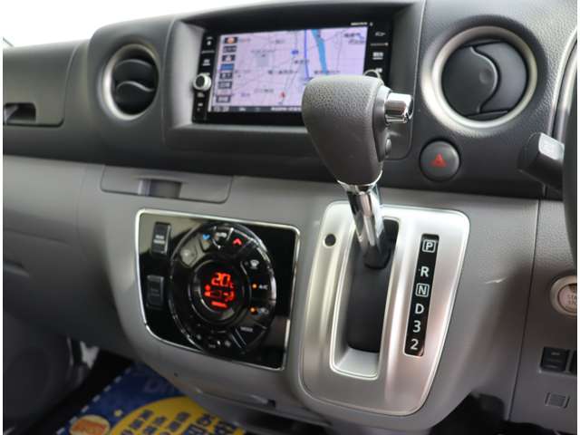 U00048581037_13_001.jpg