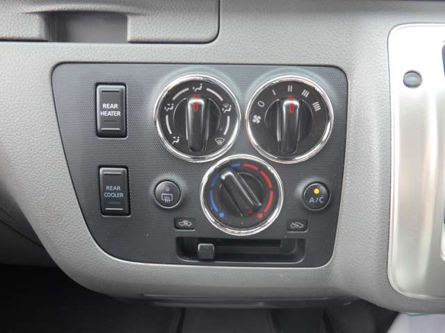 U00048270249_19_002.jpg