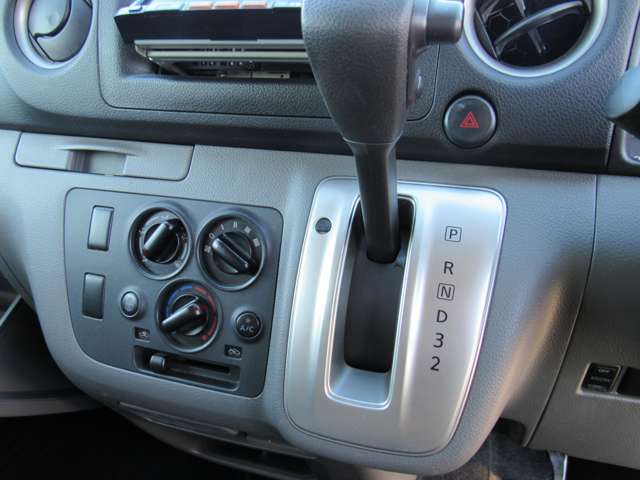 U00047976382_52_001.jpg