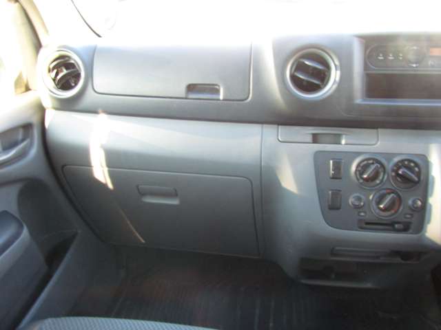 U00047648961_35_001.jpg