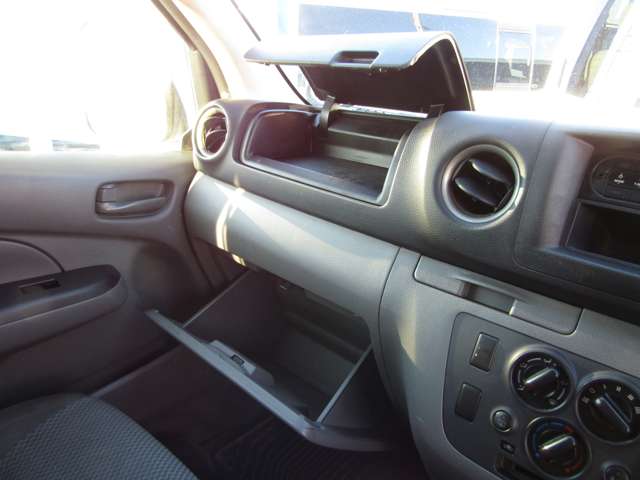 U00047648961_43_001.jpg