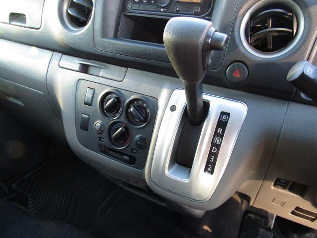 U00047648961_44_001.jpg