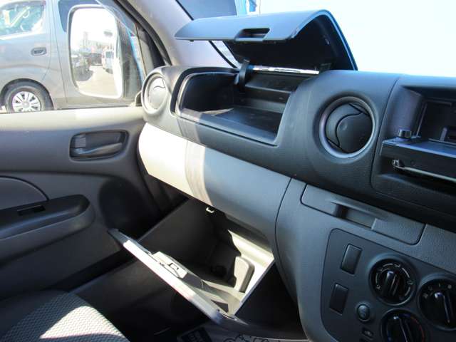 U00048130750_50_001.jpg
