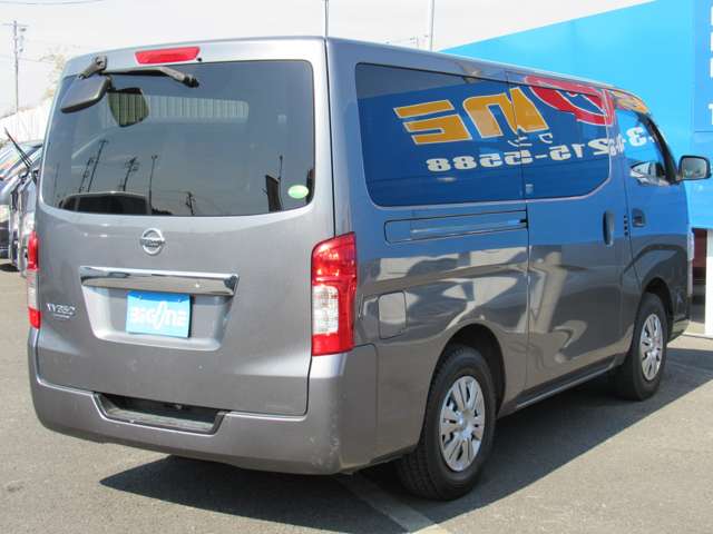 U00048170620_30_001.jpg
