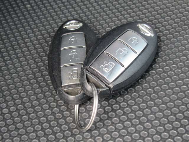 UJ0038961173_43_001.jpg
