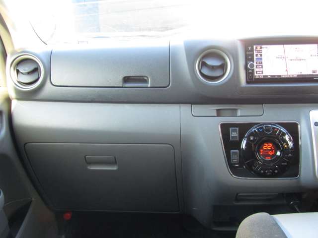 U00047273256_33_001.jpg