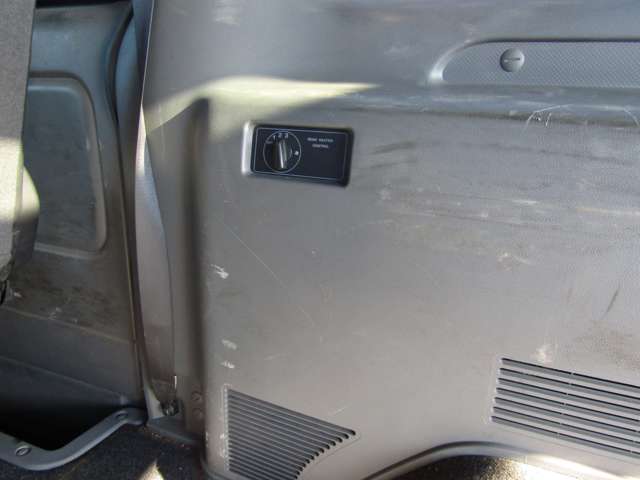 U00047273256_57_001.jpg