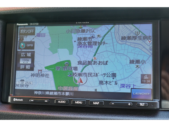UZ0048596583_12_001.jpg