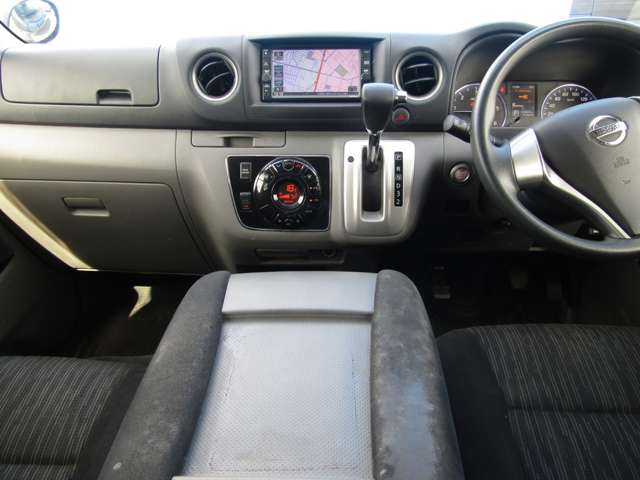 U00046847728_33_001.jpg