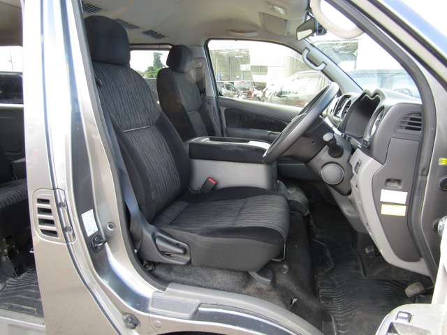 U00046847728_35_001.jpg