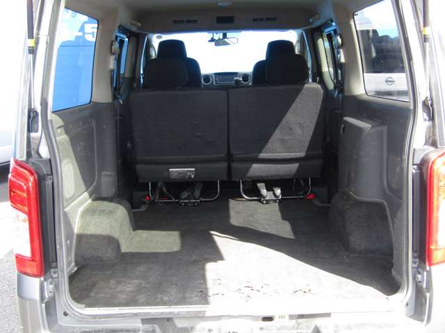 U00046847728_71_001.jpg