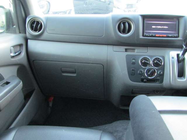 U00047492681_39_001.jpg