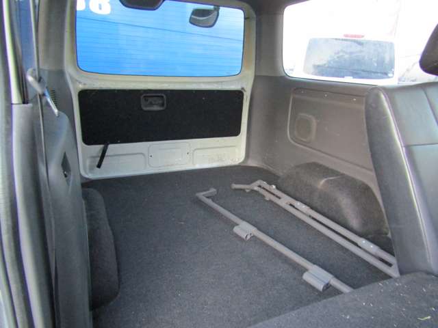 U00047492681_55_001.jpg