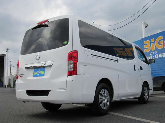 U00048579722_30_001.jpg