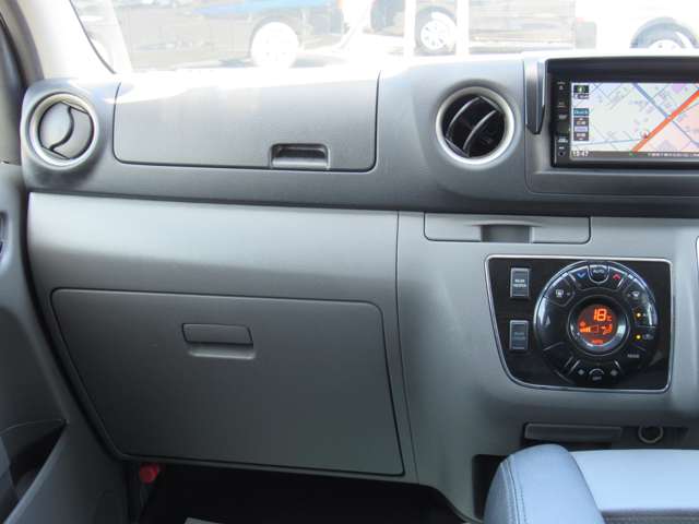 U00048643258_39_001.jpg