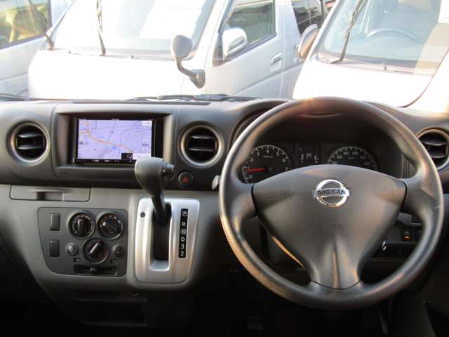 U00048402684_11_001.jpg