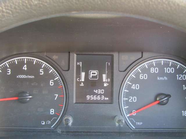 U00048402684_35_001.jpg