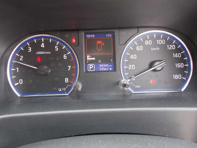 U00047758614_15_002.jpg