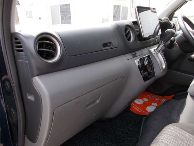 U00047758614_33_001.jpg