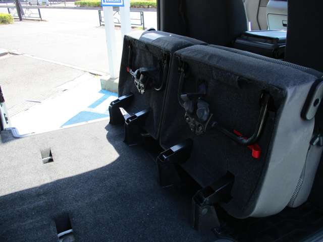 U00048374723_47_001.jpg