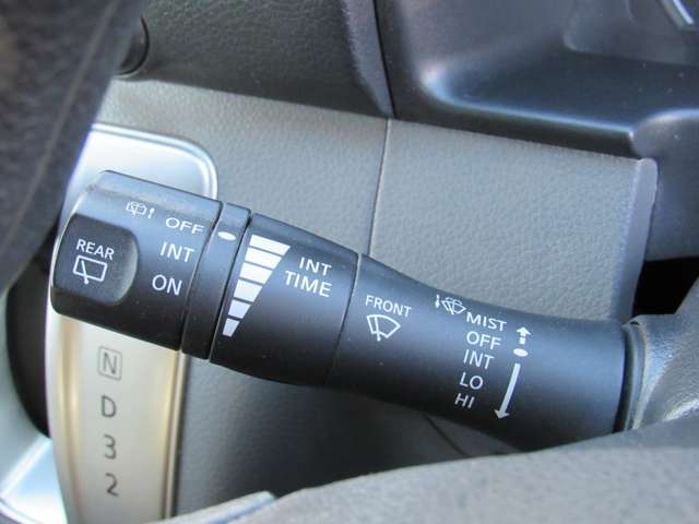 U00047976112_53_001.jpg