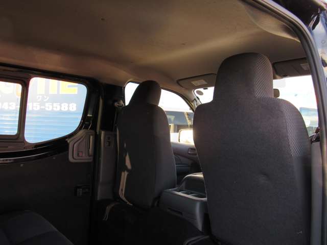 U00047976112_56_001.jpg