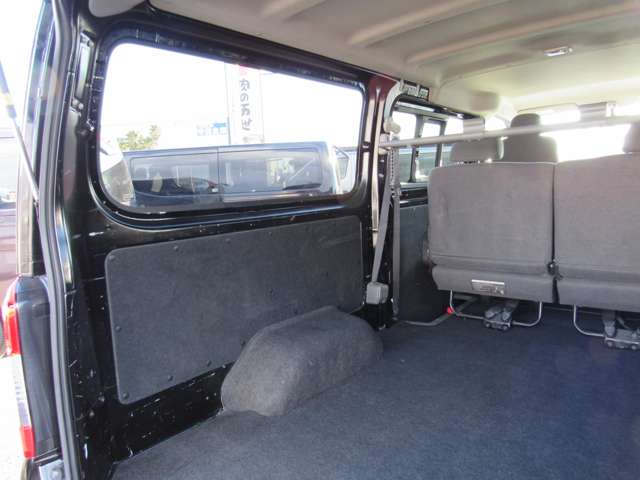 U00047976112_60_001.jpg
