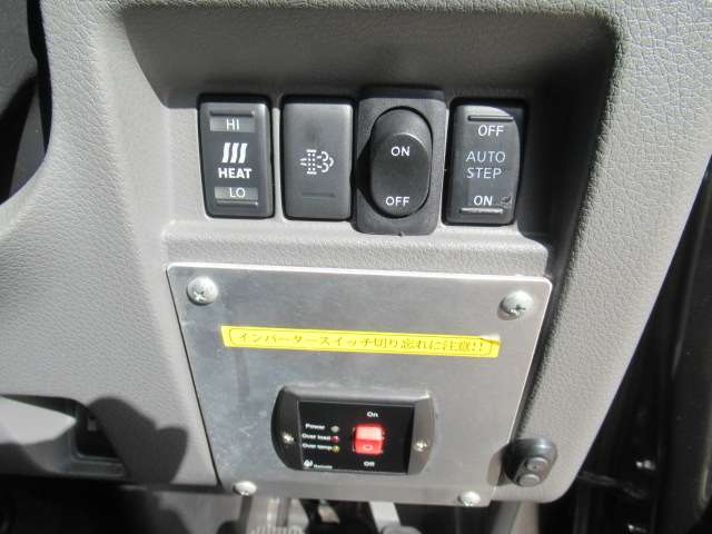 U00048458761_17_001.jpg