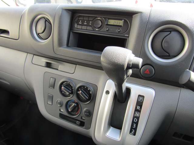U00048606309_30_001.jpg
