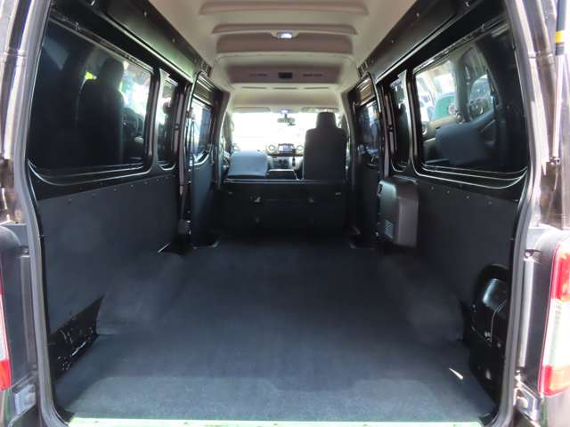 U00045351058_55_001.jpg