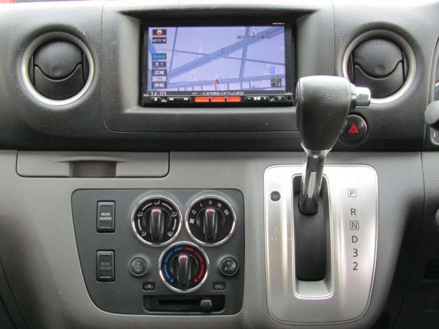 U00033945638_15_004.jpg