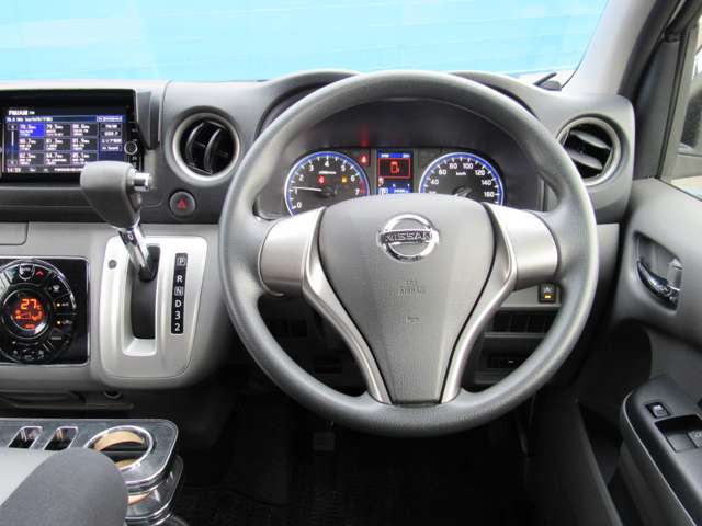 U00048291431_40_001.jpg