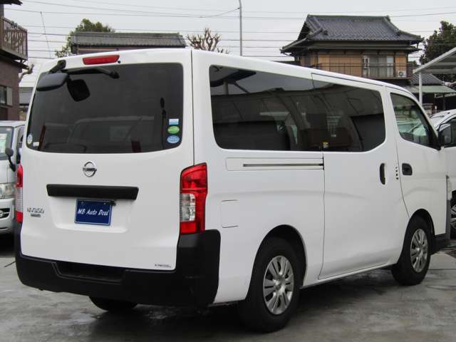 U00048278871_6_001.jpg