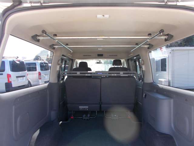 U00048142924_10_001.jpg