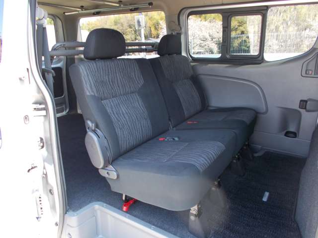 U00048142924_13_001.jpg