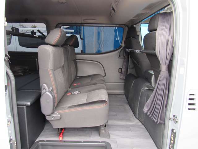U00048607450_47_001.jpg