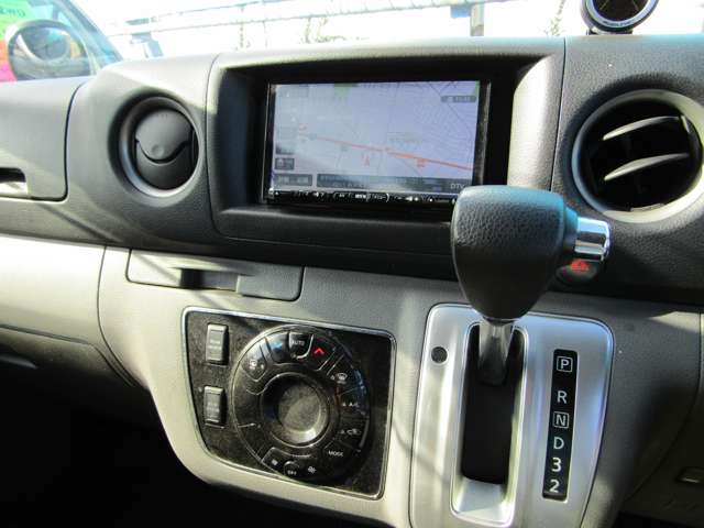 U00042988442_43_001.jpg