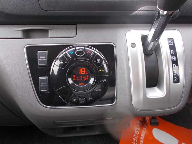 U00048425006_30_001.jpg