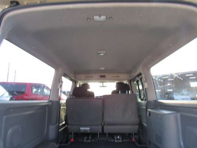 U00048047397_59_002.jpg