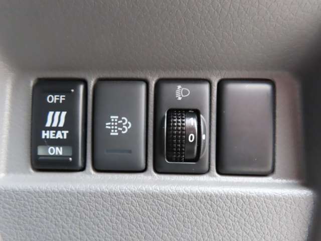 U00047490900_35_001.jpg