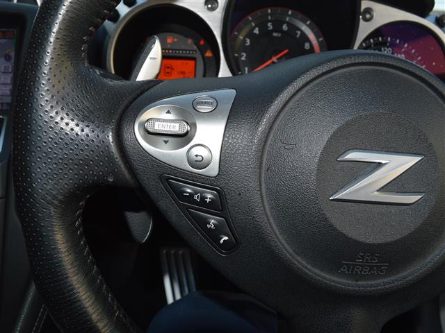 UZ0048305526_6_001.jpg