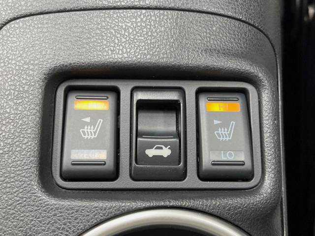 UZ0047864435_6_001.jpg