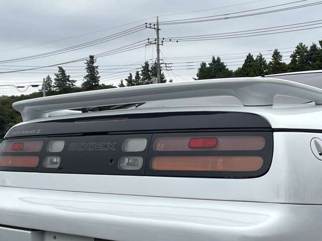 U00046951765_33_001.jpg
