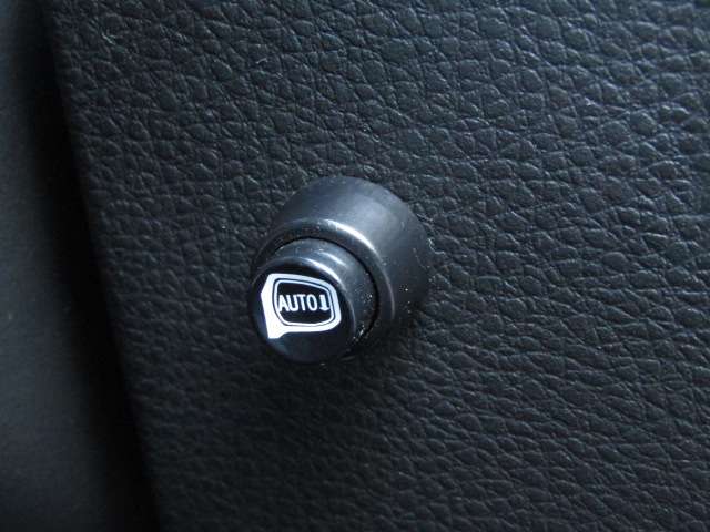 U00047739013_71_001.jpg