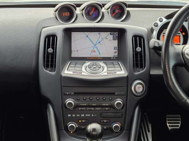 UJ0047784420_43_003.jpg