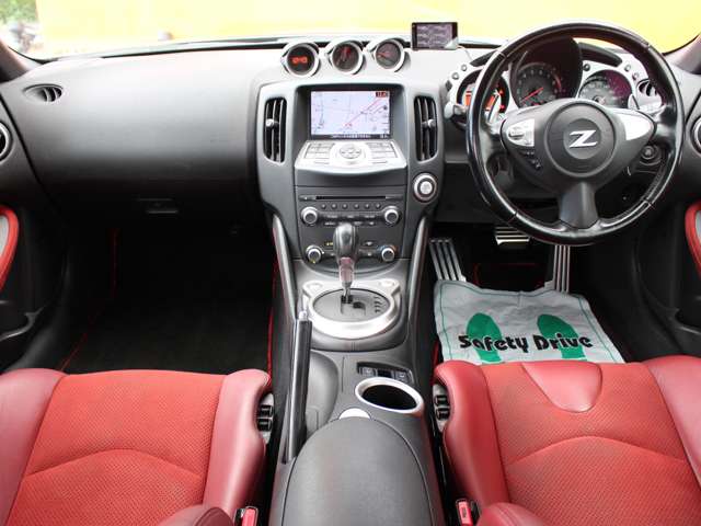 U00045698620_5_002.jpg